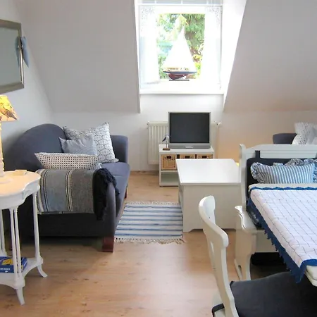 Kinderfreundliche - Am Hufen 2 Appartement *